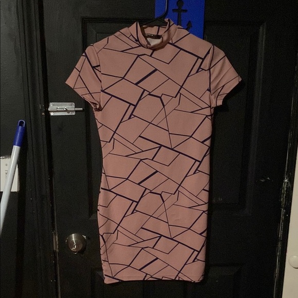 SHEIN Mauve and Black Geometric Mini Dress - Picture 1 of 2